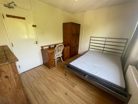 View Full Details for Fishermead Boulevard, Fishermead, Milton Keynes
